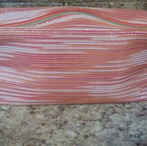 Lancome Make-up Bags (2) - Picture 5 of 7